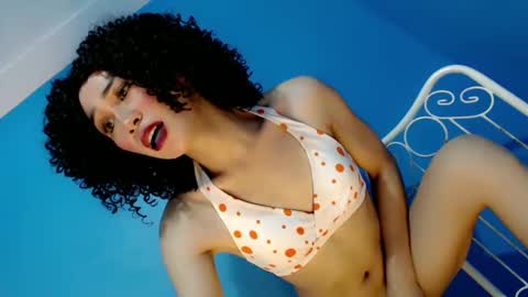 Bella rowt online show from 02-07-25, 09:26