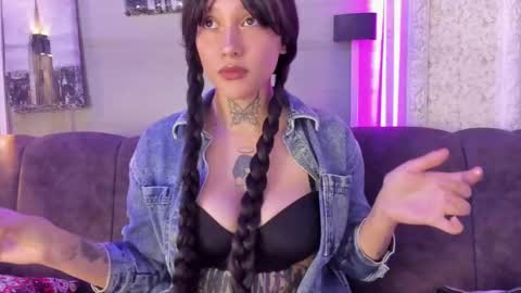 Bella online show from 10-13-25, 03:50