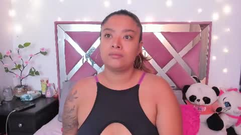 bellalumi online show from 06-18-26, 04:57