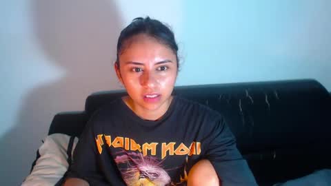 Snapshot of bellaluxxs chatting on 06-04-26, 11:00 MY NAME IS BELL online show from 06-04-26, 11:00