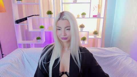 Bella online show from 05-11-26, 01:11