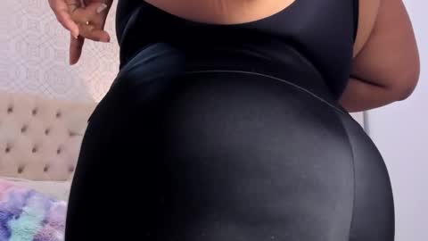 Snapshot of bellanixs chatting on 11-08-25, 03:39 Bella Nix big tits online show from 11-08-25, 03:39