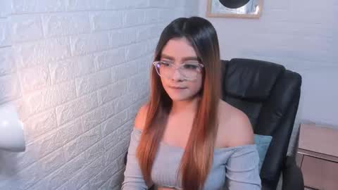 Snapshot of bellanoirsg chatting on 04-16-26, 01:34 Nolrs online show from 04-16-26, 01:34