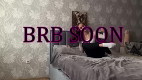 Snapshot of bellaparker_ chatting on 10-27-25, 09:13 bellaparker_ online show from 10-27-25, 09:13