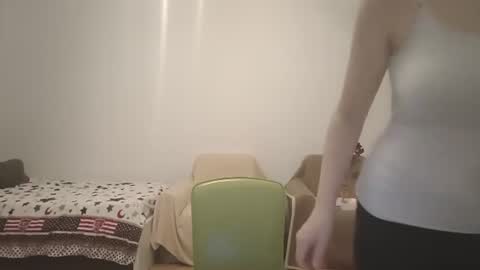Emma online show from 06-22-26, 07:22