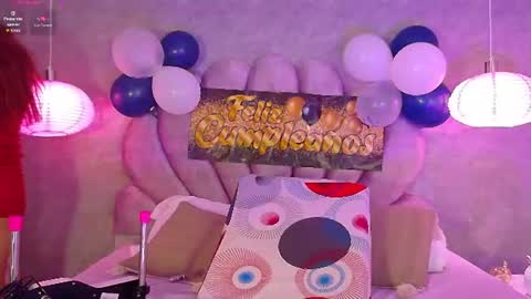 BellaSanderrs online show from 07-14-26, 11:16
