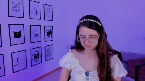 Bella. Ntmu online show from 12-28-24, 02:11