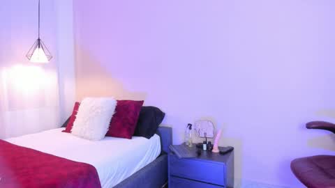 Snapshot of bellawild_ chatting on 02-21-26, 12:06 Bella Wild online show from 02-21-26, 12:06