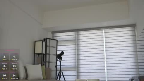 Snapshot of belle_adrienne chatting on 05-21-26, 02:29 Belle Adrienne IG online show from 05-21-26, 02:29