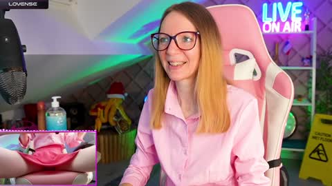 Snapshot of belle_alice chatting on 01-27-25, 07:35 Alice online show from 01-27-25, 07:35