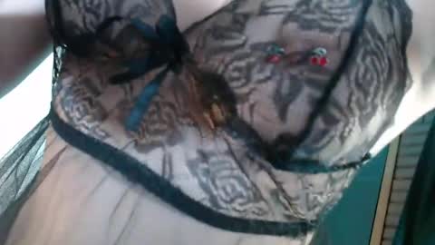 belle_ragazee online show from 06-06-26, 07:57