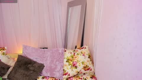 Belle online show from 01-16-26, 01:09