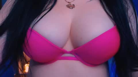 Hello I am kind friendly and cute girl online show from 12-12-24, 11:25