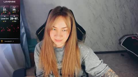 Your Annabelle Wolf  online show from 02-15-25, 02:44