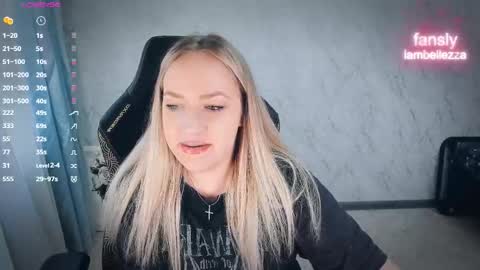 Your Annabelle Wolf  online show from 03-17-26, 03:15