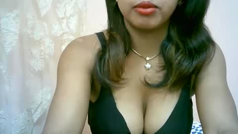 Snapshot of bellibellah chatting on 05-22-26, 06:53 BelliBellah online show from 05-22-26, 06:53