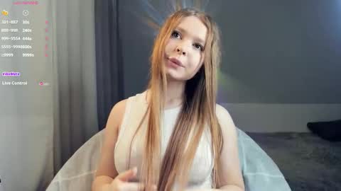 Bella online show from 09-22-25, 06:10