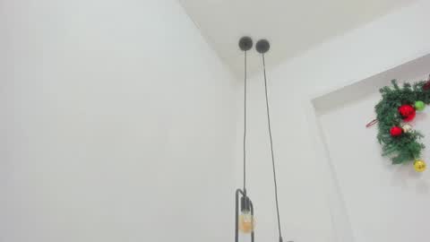 Snapshot of bellota_flak chatting on 12-15-24, 07:57 Bellota Flak online show from 12-15-24, 07:57