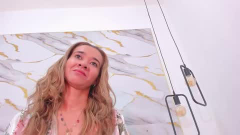 Snapshot of bellota_flak chatting on 01-27-25, 03:04 Bellota Flak online show from 01-27-25, 03:04