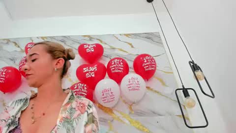 Snapshot of bellota_flak chatting on 02-15-25, 10:22 Bellota Flak online show from 02-15-25, 10:22