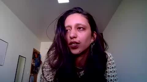 Snapshot of bellsexylips chatting on 07-20-26, 06:43 bellsexylips online show from 07-20-26, 06:43