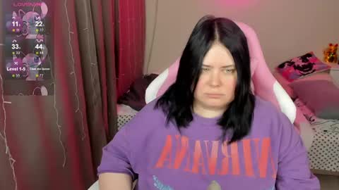 LinaBoo online show from 03-19-26, 04:38