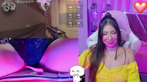 Snapshot of bellyrouse chatting on 02-28-25, 05:15 Belly Bella online show from 02-28-25, 05:15