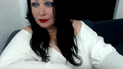 Snapshot of beluckynow chatting on 05-27-26, 11:13 beluckynow online show from 05-27-26, 11:13