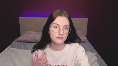 Snapshot of bemine_bemine chatting on 02-06-26, 11:24 bemine_bemine online show from 02-06-26, 11:24