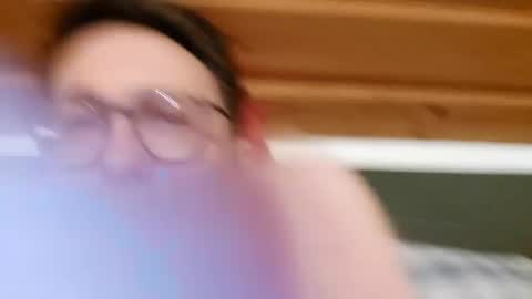 Snapshot of ben00189 chatting on 12-17-24, 06:42 ben00189 online show from 12-17-24, 06:42