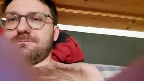 Snapshot of ben00189 chatting on 01-15-25, 06:40 ben00189 online show from 01-15-25, 06:40