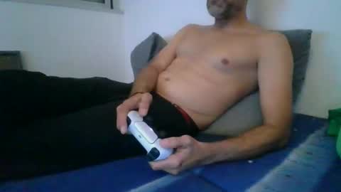 Snapshot of benbare13 chatting on 12-02-24, 07:38 benbare13 online show from 12-02-24, 07:38