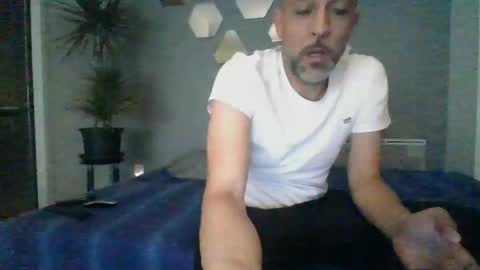 Snapshot of benbare13 chatting on 01-16-25, 08:14 benbare13 online show from 01-16-25, 08:14