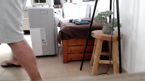 Snapshot of bencobra chatting on 06-16-26, 07:33 bencobra online show from 06-16-26, 07:33
