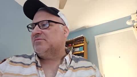 Snapshot of bendavewill chatting on 02-11-26, 09:36 Bendavewill online show from 02-11-26, 09:36