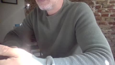 Snapshot of benedett22 chatting on 12-03-24, 12:27 benedett22 online show from 12-03-24, 12:27