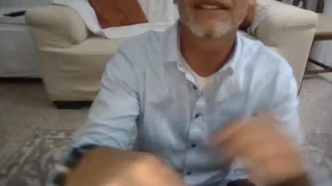 Snapshot of benedett22 chatting on 11-25-25, 02:33 benedett22 online show from 11-25-25, 02:33