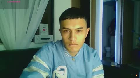 Tiffany and Bengie online show from 12-21-25, 02:51