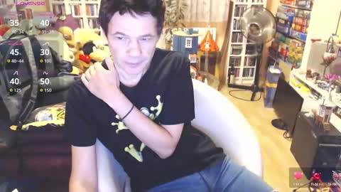 benijamin online show from 10-30-25, 08:27