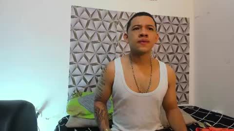 Benjamin online show from 06-12-26, 04:39