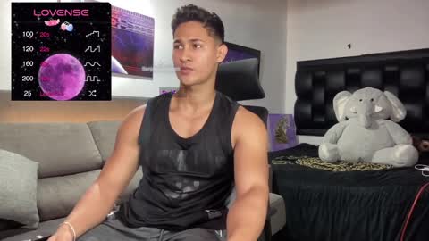 Snapshot of benjamincooperk1 chatting on 03-02-25, 12:42 benjamincooperk online show from 03-02-25, 12:42