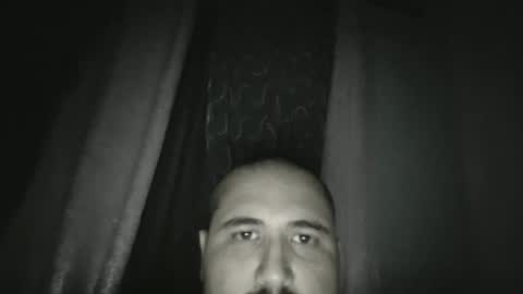 Snapshot of benjaminflikesbbws chatting on 06-23-26, 03:26 benjaminflikesbbws online show from 06-23-26, 03:26
