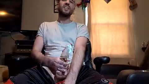 Snapshot of benjammin11311 chatting on 01-29-25, 07:53 Benjammin online show from 01-29-25, 07:53