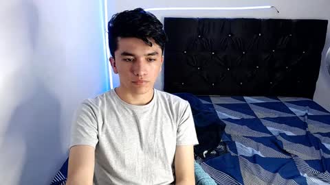 Snapshot of benji_hoter chatting on 01-27-25, 05:37 Benji Hoter online show from 01-27-25, 05:37