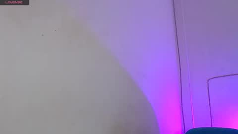 Snapshot of benji_hoter chatting on 10-11-25, 06:39 Benji Hoter online show from 10-11-25, 06:39