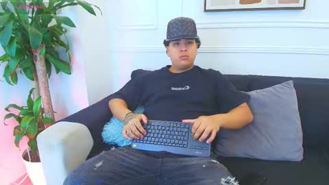 bennett_alejoo online show from 10-27-25, 06:56