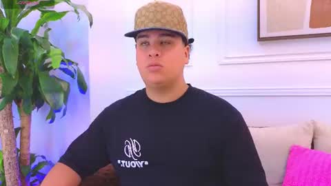 bennett_alejoo online show from 06-16-26, 05:48