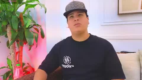 Snapshot of bennett_alejoo chatting on 06-22-26, 06:27 bennett_alejoo online show from 06-22-26, 06:27