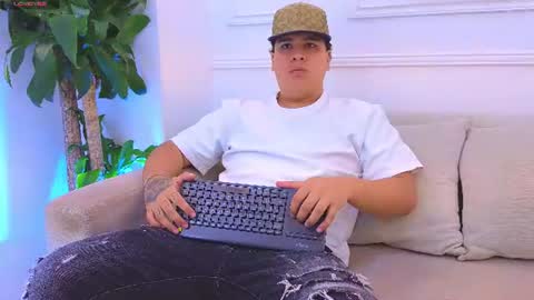 Snapshot of bennett_alejoo chatting on 07-09-26, 06:56 bennett_alejoo online show from 07-09-26, 06:56