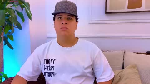 Snapshot of bennett_alejoo chatting on 07-24-26, 06:50 bennett_alejoo online show from 07-24-26, 06:50